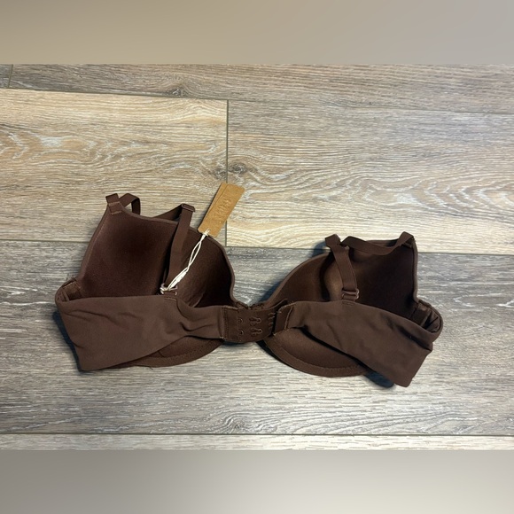 Skims Kim Kardashian Women’s Fits Everybody Push Up Demi Bra 34C New with Tags - Picture 3 of 3